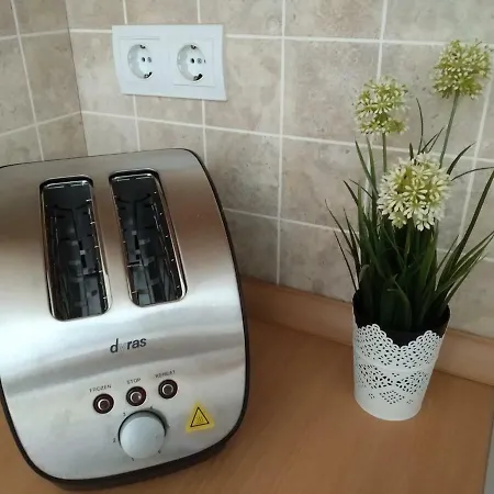 Joe Alloggio in famiglia Keszthely