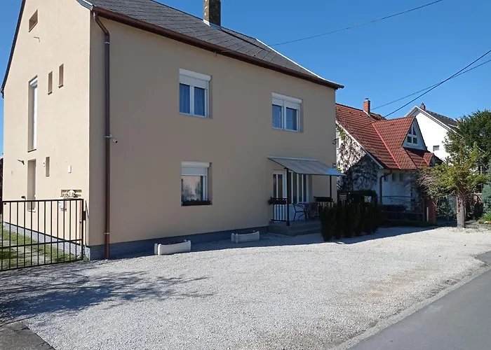 בית אירוח Joe